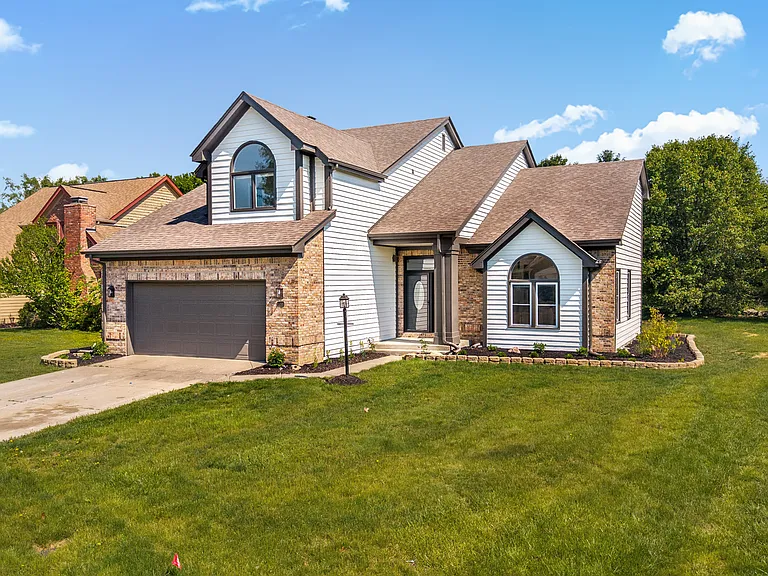 10516 Beacon Ln — Photo 1