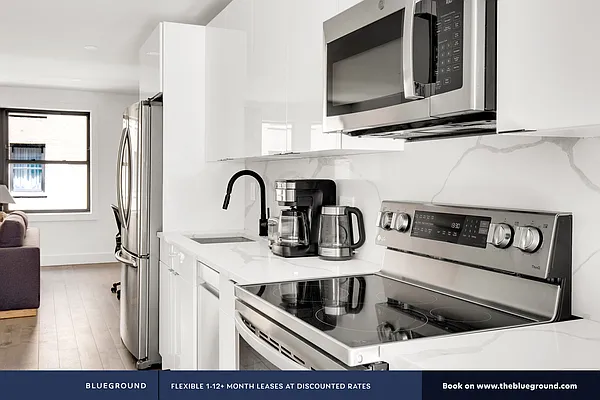 Rented by The Blueground | media 37