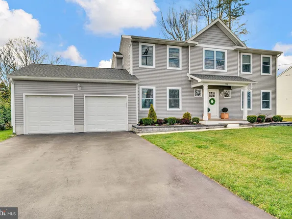 95 Herbert Ave, Hamilton, NJ 08690