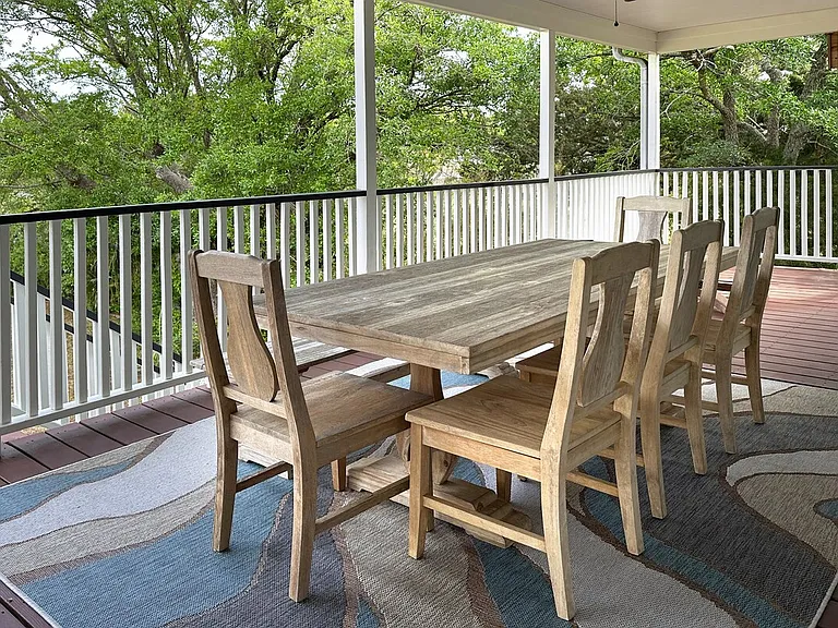 563 Harbor View Cir — Photo 18