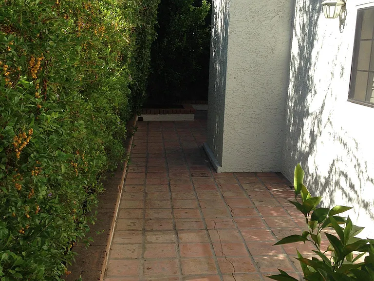 4835 N 35th Pl — Photo 45