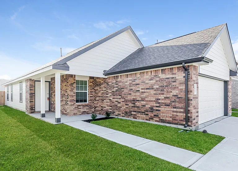 2827 Briggs Dr — Photo 3