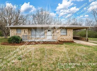 223 Pine St SW, Bessemer, AL 35022