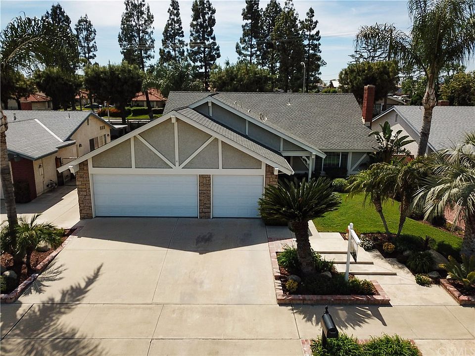 1st image of 2900 S Phoenix Ave