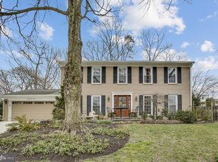 2103 Freda Dr, Vienna, VA 22181