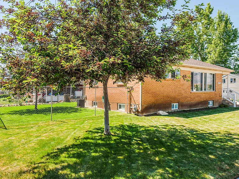 4755 S 100 W — Photo 18