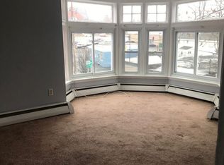 116 White St APT 5, Haverhill, MA 01830