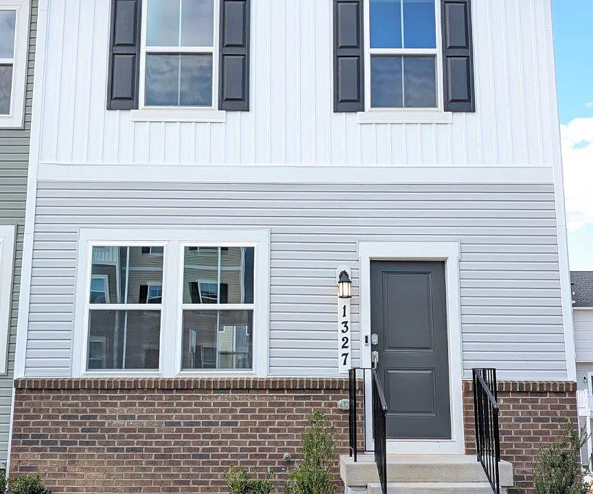 1327 Cedar Valley Rd
