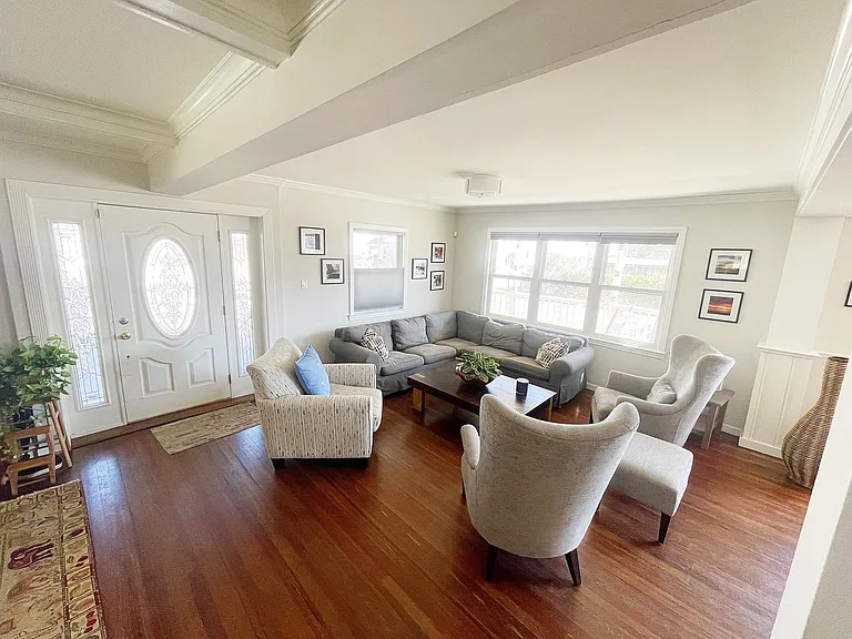 2 Ocean Ave — Photo 5