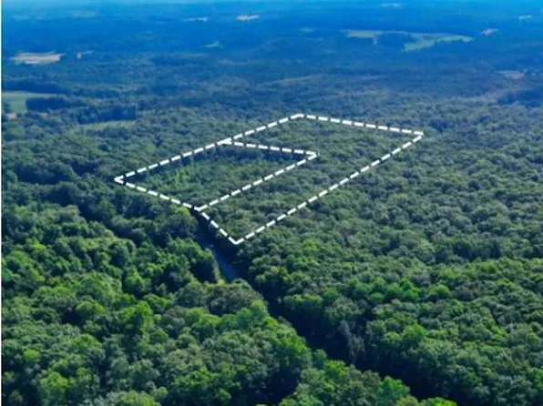 Lantana Rd, Crossville, TN 38572