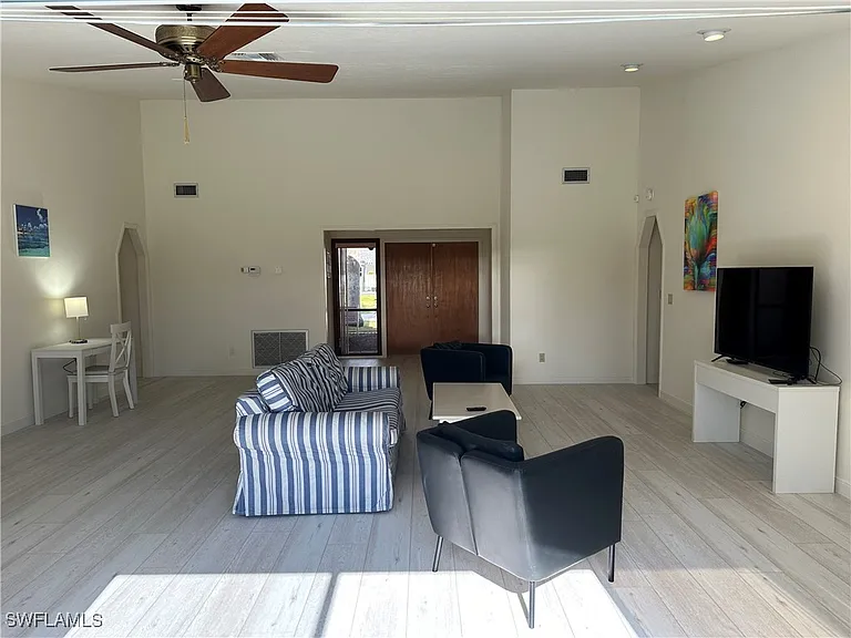 3402 SE 11th Ave — Photo 20
