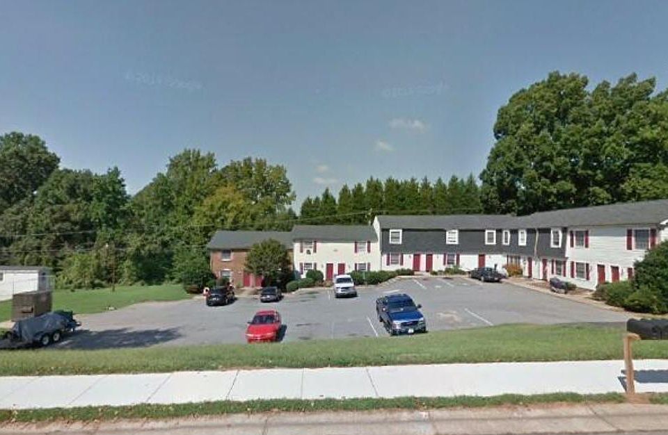 2nd image of 1265 Fieldstone Rd APT 9