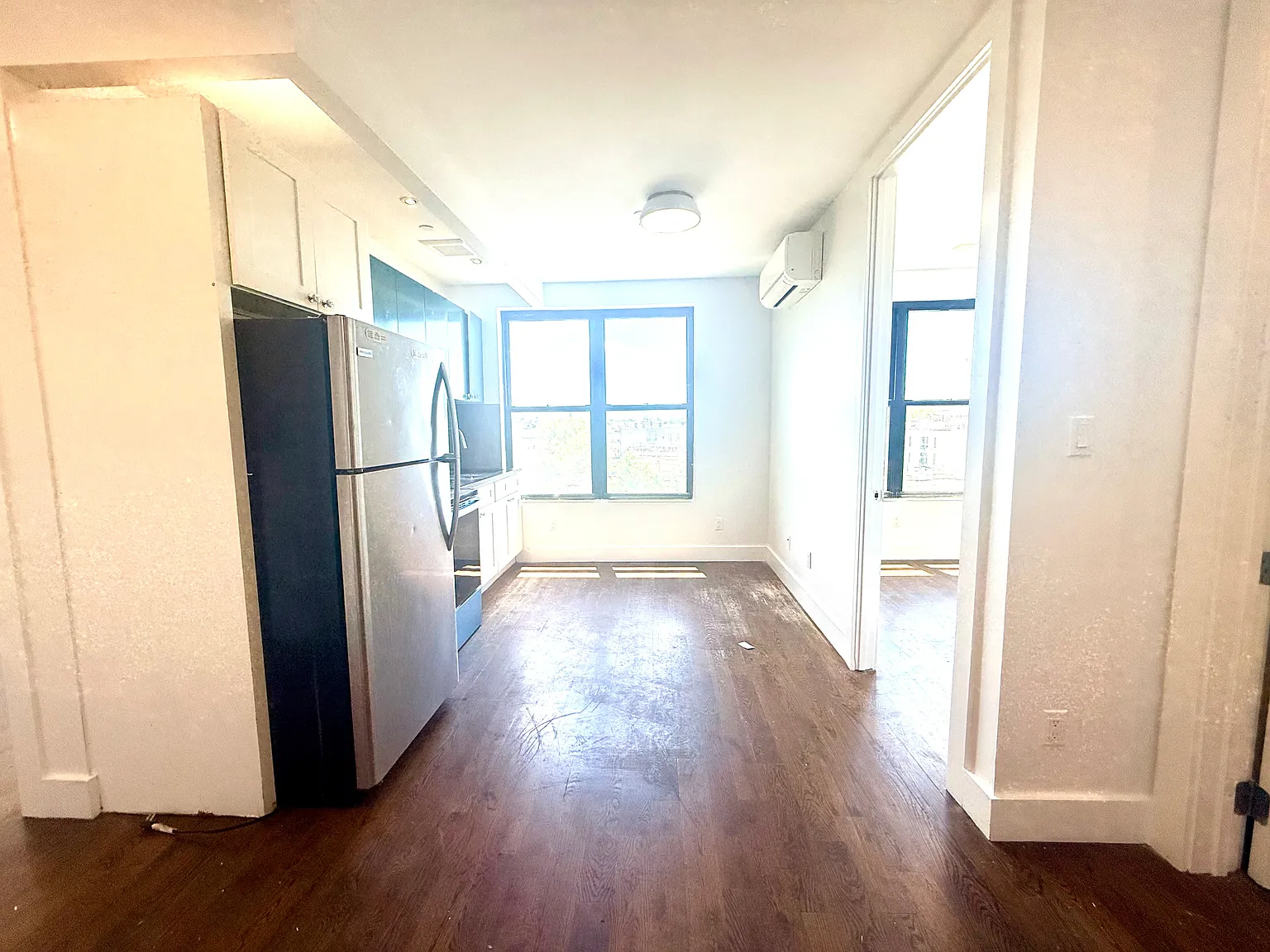 2250 Clarendon Road — Photo 3