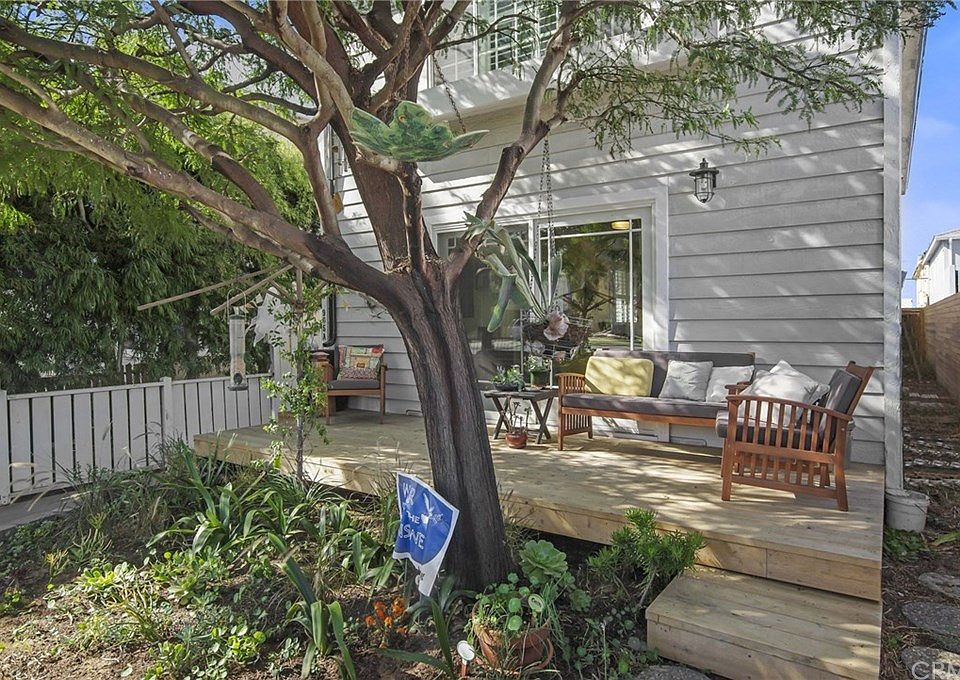 1st image of 905 S Catalina Ave