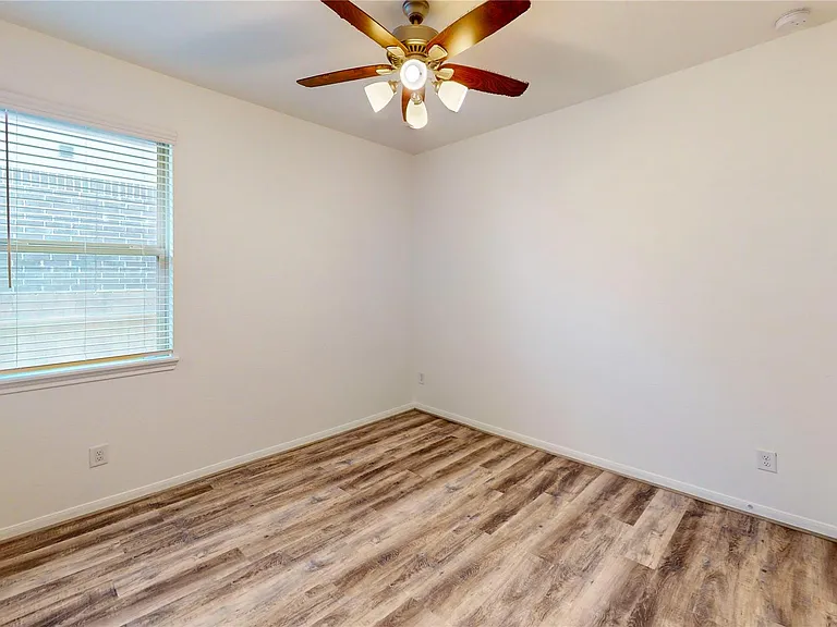 31415 Whitcombe Summit Way — Photo 28