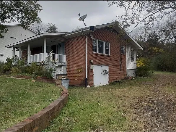 1009 Neelys Bend Rd, Madison, TN 37115