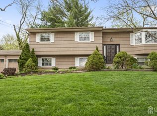 3 Vauxhall Rd, East Brunswick, NJ 08816