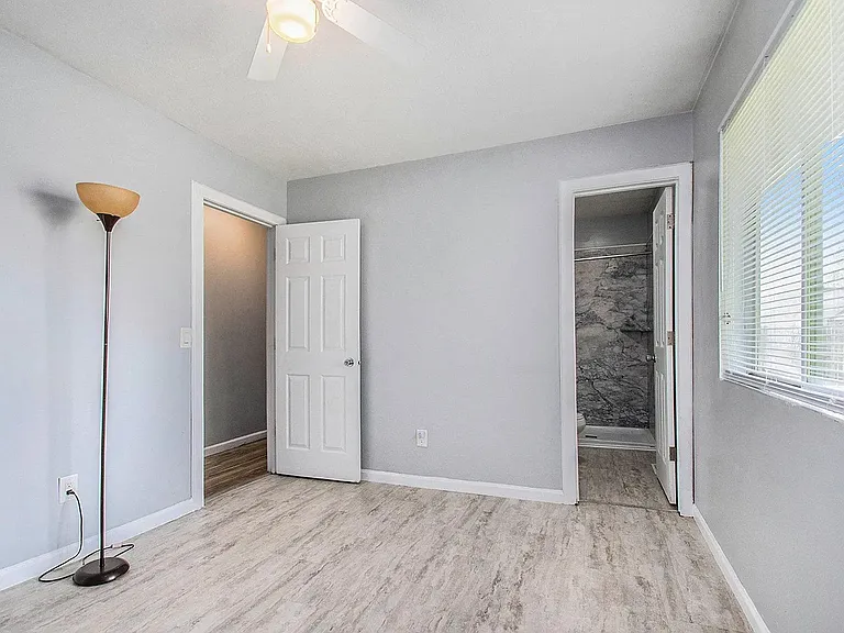 2404 Hummel Dr — Photo 10