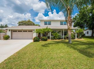 1102 W Willow Run Dr, Port Orange, FL 32129