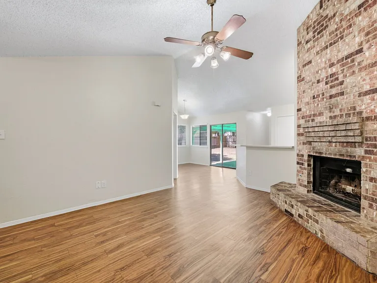 2602 Colquitt Cv #A — Photo 7