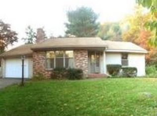 21 Bay Path Rd, Belchertown, MA 01007