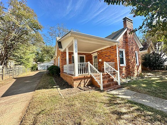 2nd image of 2020 Belmont Dr