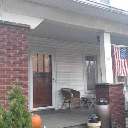 4th image of 16 Mansfield Ave