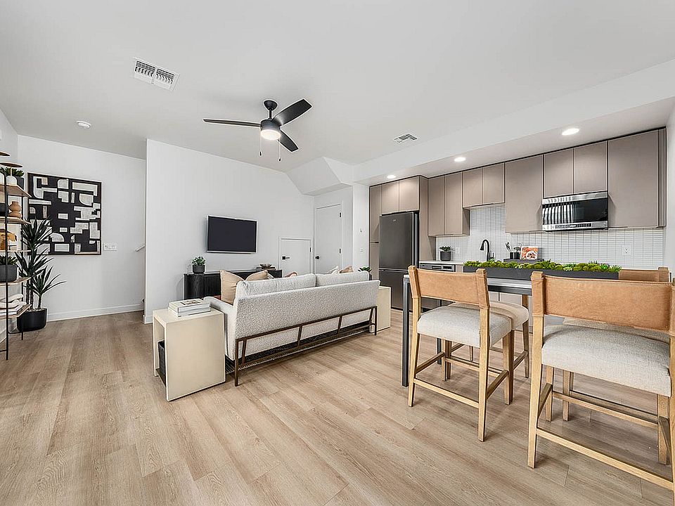 2121 | Modern Urban Living