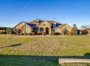 495 Janis Ln, Waxahachie, TX 75165