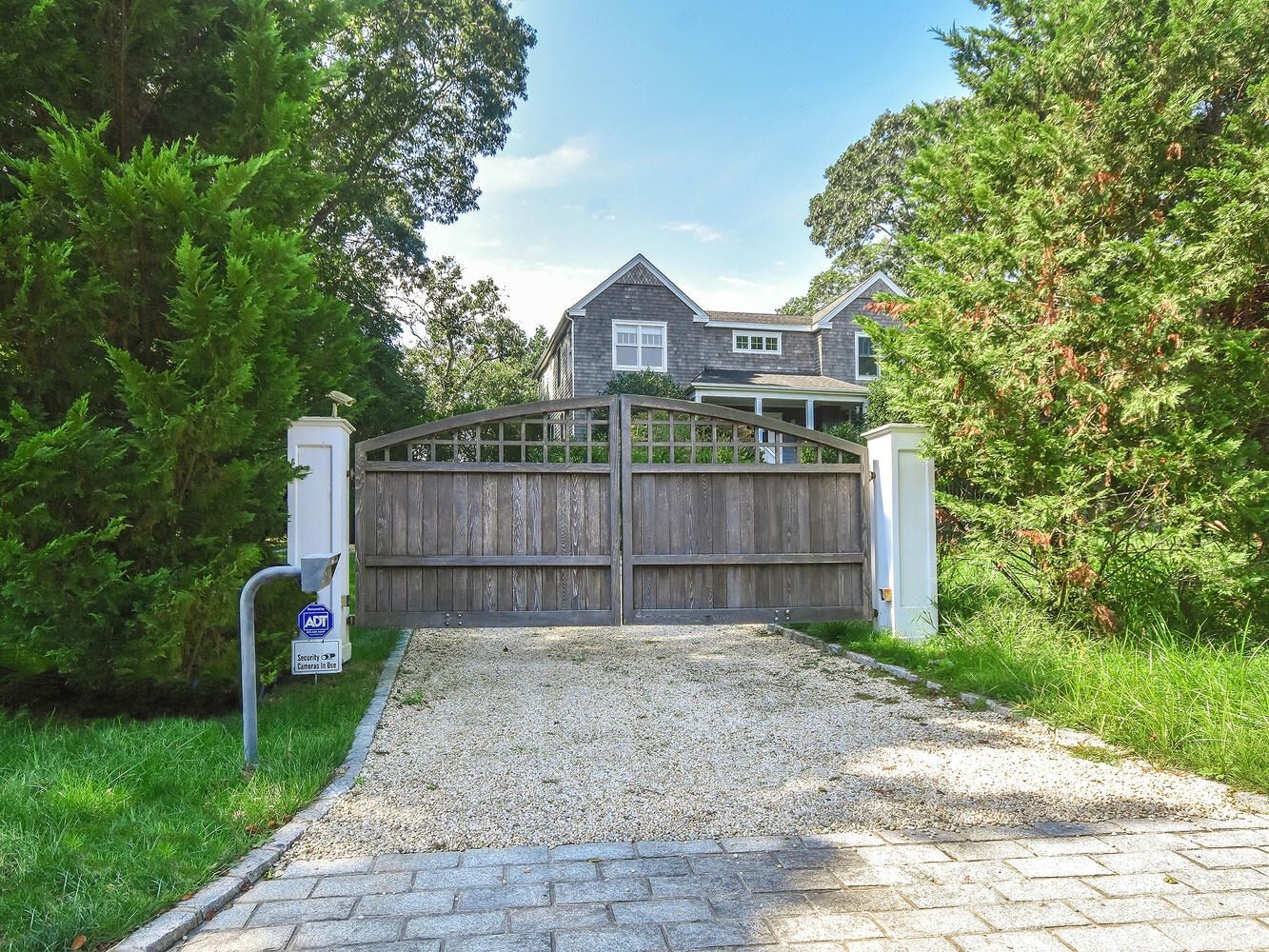 Electronic Front Gate