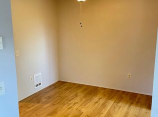 1911 NW 65th St APT 203, Seattle, WA 98117