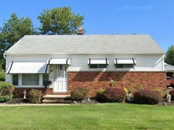 30309 Oakdale Rd, Eastlake, OH 44095