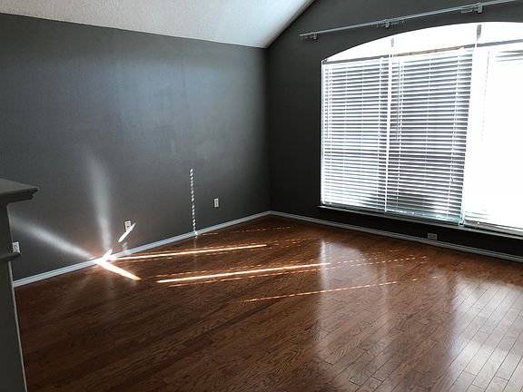 2nd image of 5405 Whispering Cove Ct