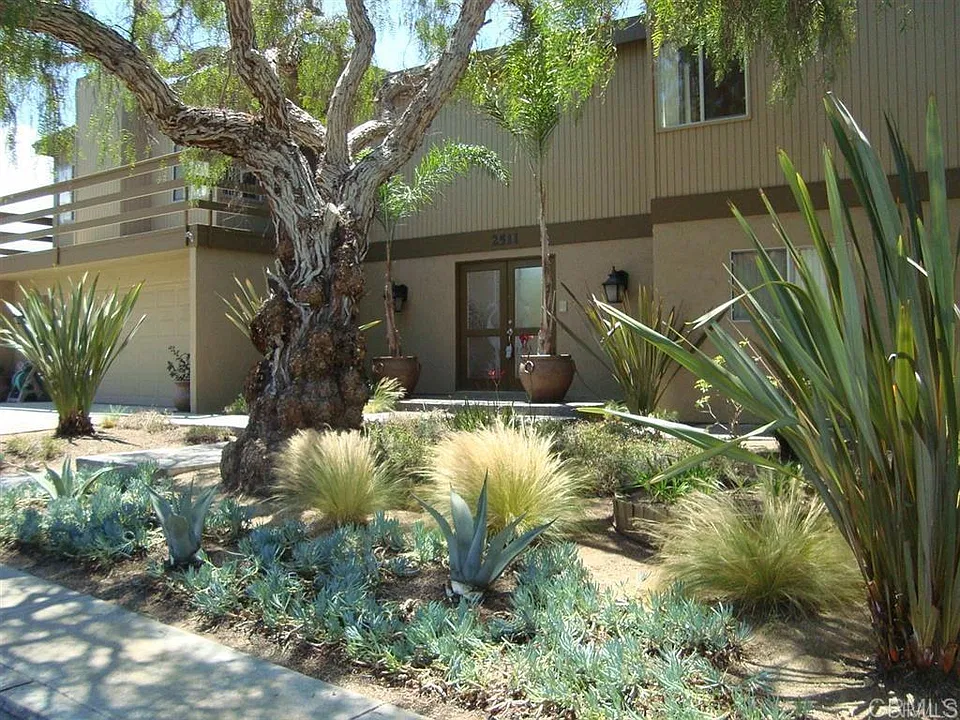 2511 El Amigo Rd