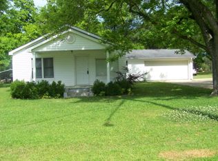 956 N Broad St, Cowarts, AL 36321