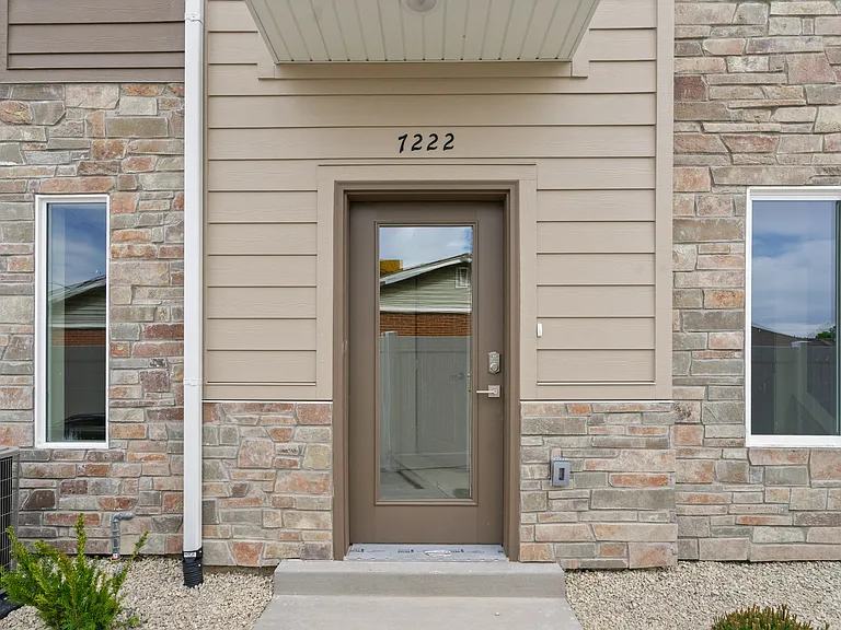7221 S 160 E — Photo 12