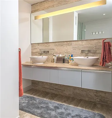 Sold by R New York | media 8
