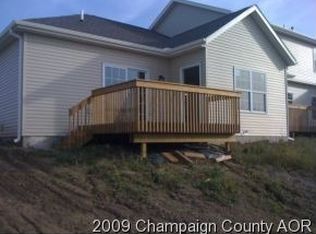 1705C Timber Wolf Ln, Mahomet, IL 61853