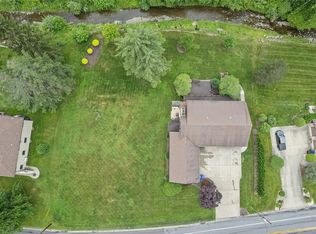 202 Murray Hill Rd, Vestal, NY 13850