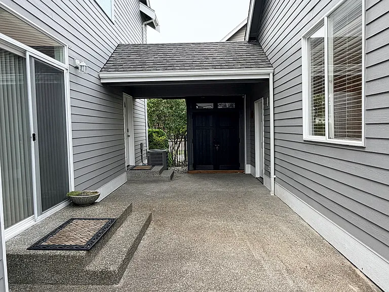 17608 Panorama Blvd E — Photo 5