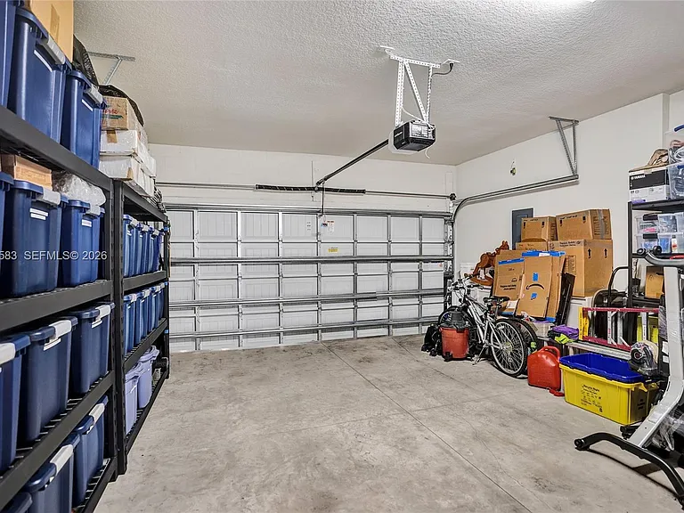 8193 Cinch Way — Photo 63