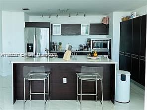 5th image of 1900 N Bayshore Dr APT 1418