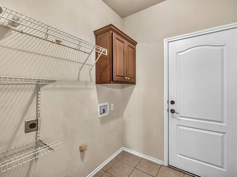 3748 Pine Needle Cir — Photo 19