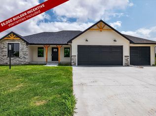 3617 NW 53rd Ter, Topeka, KS 66618