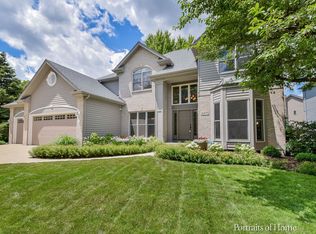 669 Waterbury Dr, Aurora, IL