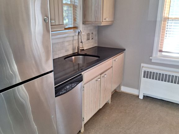 5th image of 6703 Van Buren Ave