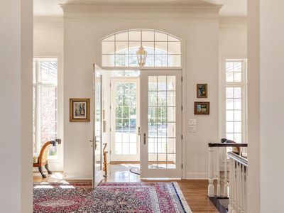 5004 Oak Bend Ln, Edina, MN, 55436