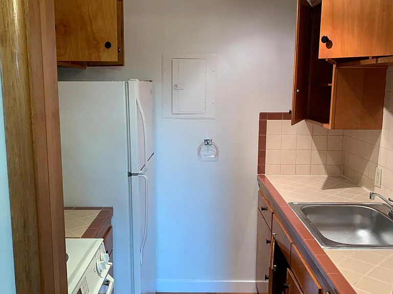 1440 NW 60th St #4 — Photo 16