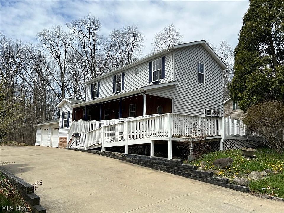 1st image of 14512 Woodlawn Dr