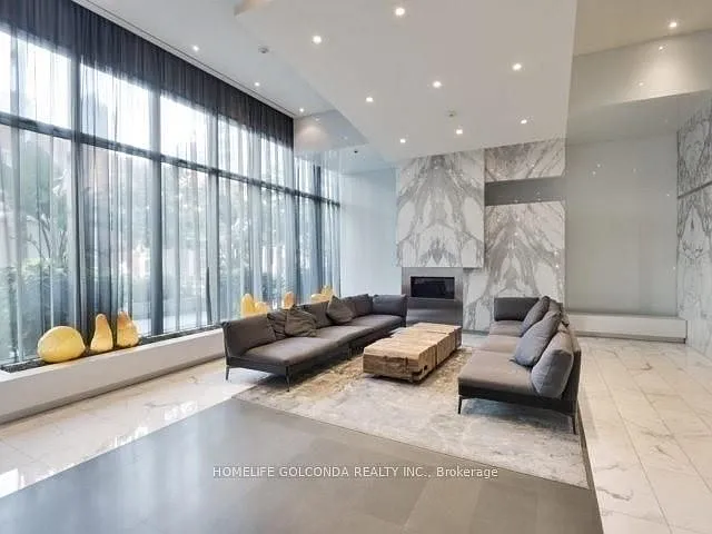8 Charlotte St #511 — Photo 11